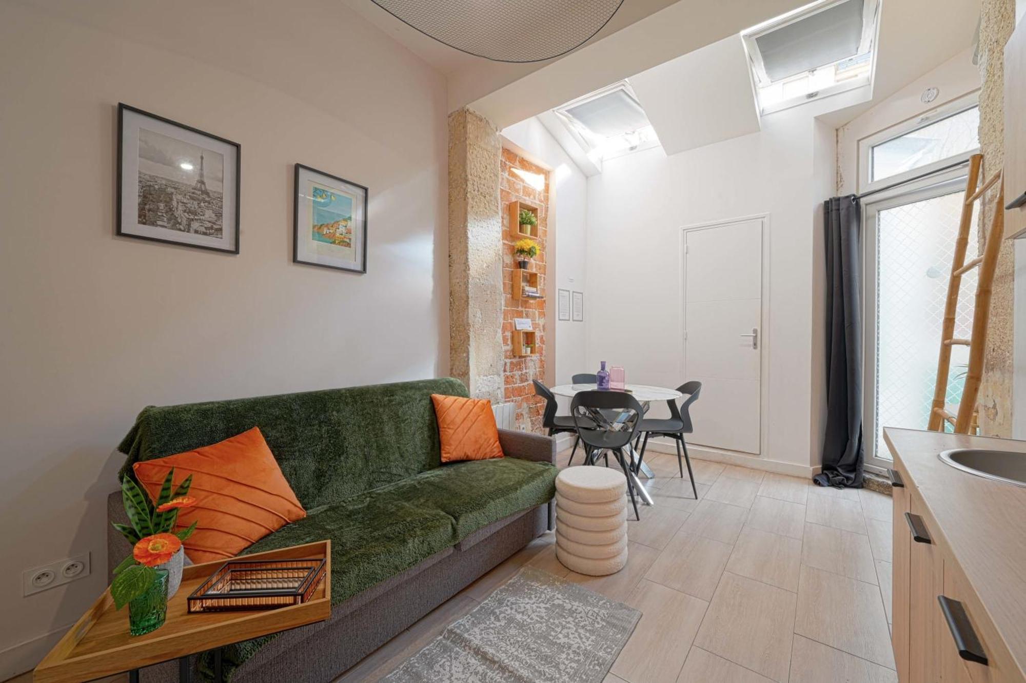 파리 2 Bed Modern Fully Furnish Flat,Close To Buttes Chaumon Park 아파트 외부 사진